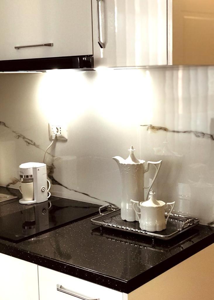 Home Away From Home Apartment دراس المظهر الخارجي الصورة
